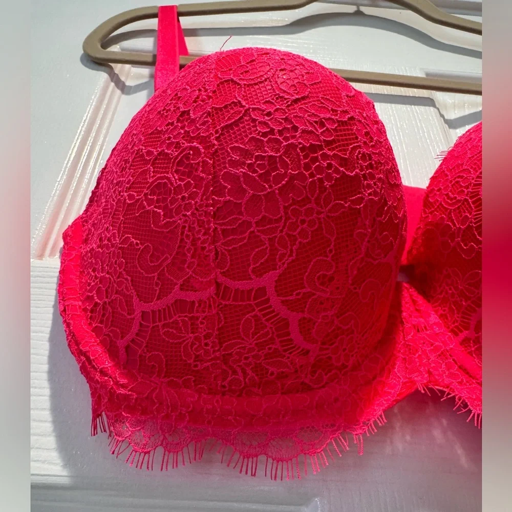 Victoria's Secret Dream Angels Lined Demi Lace Bra Bright Coral - 36 DDD/F